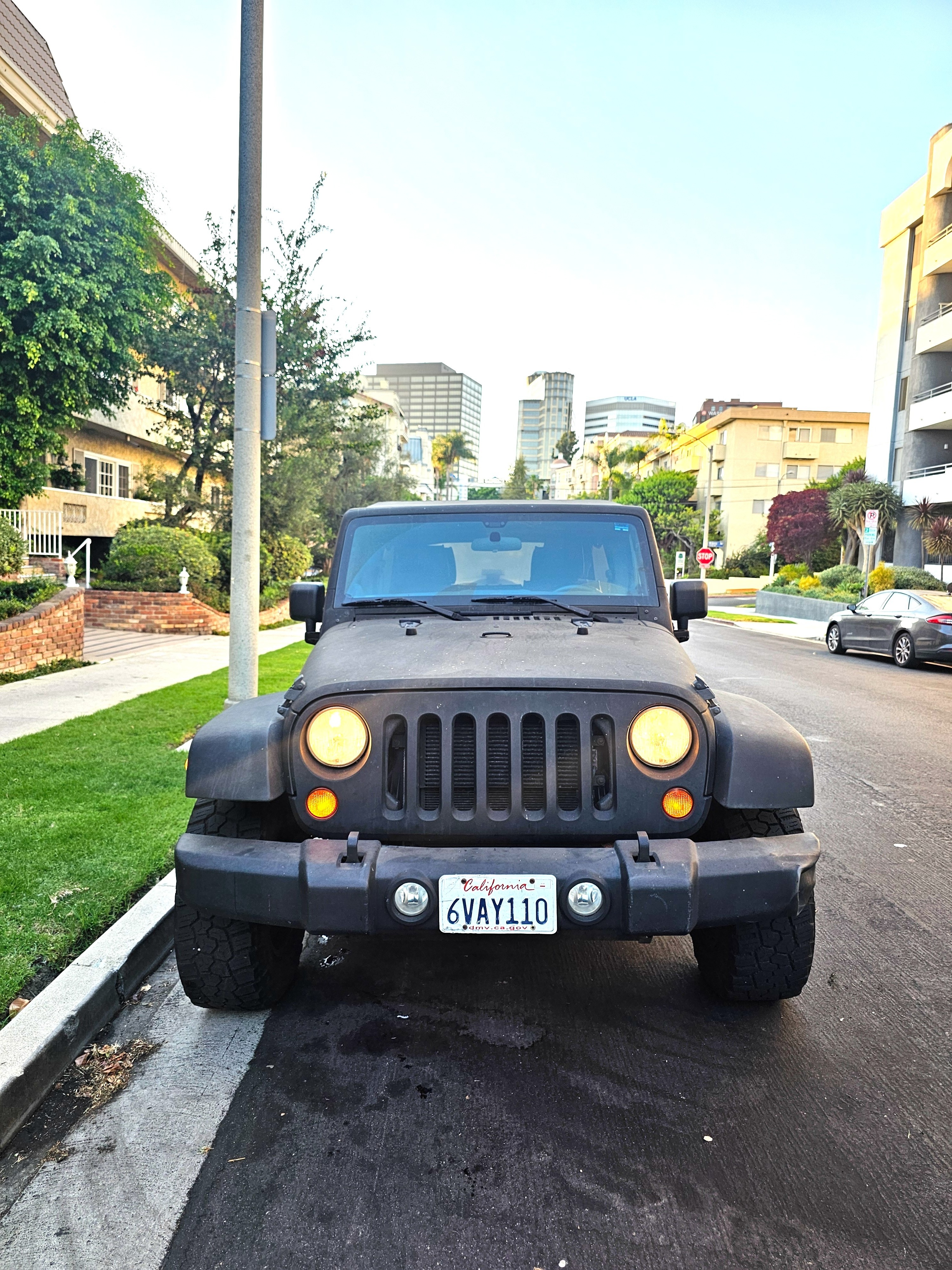 Used 2012 Jeep Wrangler Unlimited Sport AWD/4WD image 1