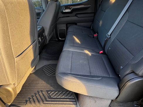 Used 2023 Chevrolet Silverado 1500 RST AWD/4WD image 11
