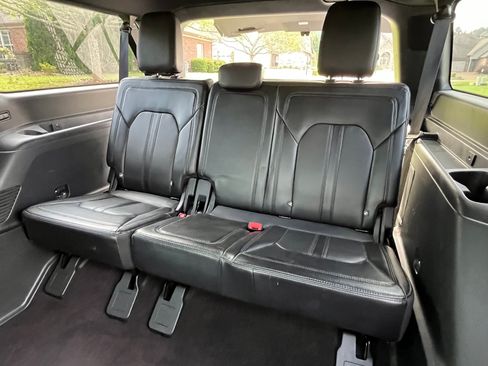 Used 2020 Ford Expedition Max Limited RWD image 20