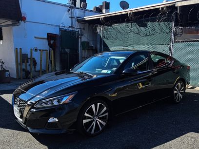 Used 2019 Nissan Altima 2.5 SR