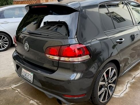 Used 2012 Volkswagen GTI 4-Door image 12