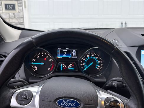Used 2016 Ford Escape SE w/ SE Leather Comfort Package AWD/4WD image 13