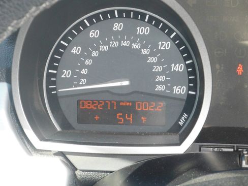 Used 2006 BMW Z4 3.0i image 4