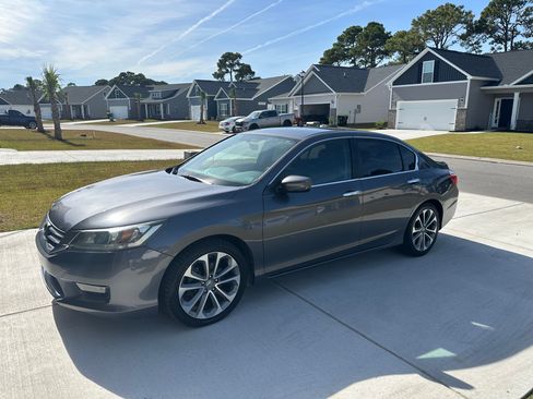 Used 2014 Honda Accord Sport image 4