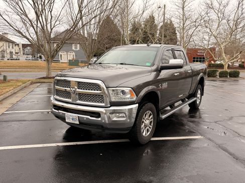 Used 2016 RAM 2500 Laramie w/ Convenience Group image 5