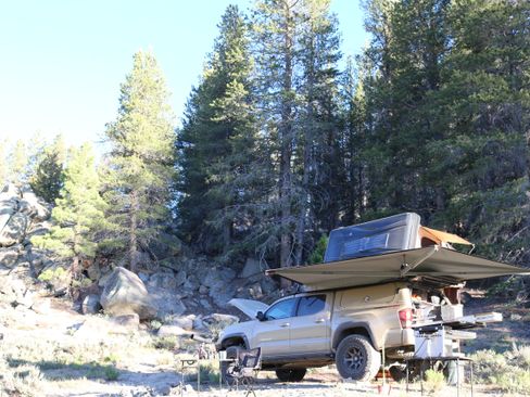 Used 2018 Toyota Tacoma TRD Off-Road image 23