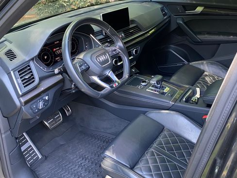Used 2018 Audi SQ5 Prestige w/ Prestige Package AWD/4WD image 6