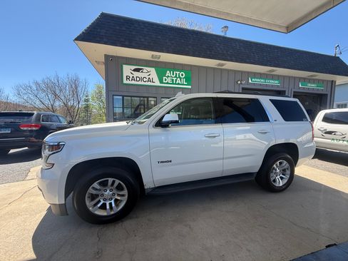 Used 2015 Chevrolet Tahoe LT AWD/4WD image 6