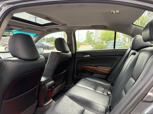Used 2011 Honda Accord EX-L image 13