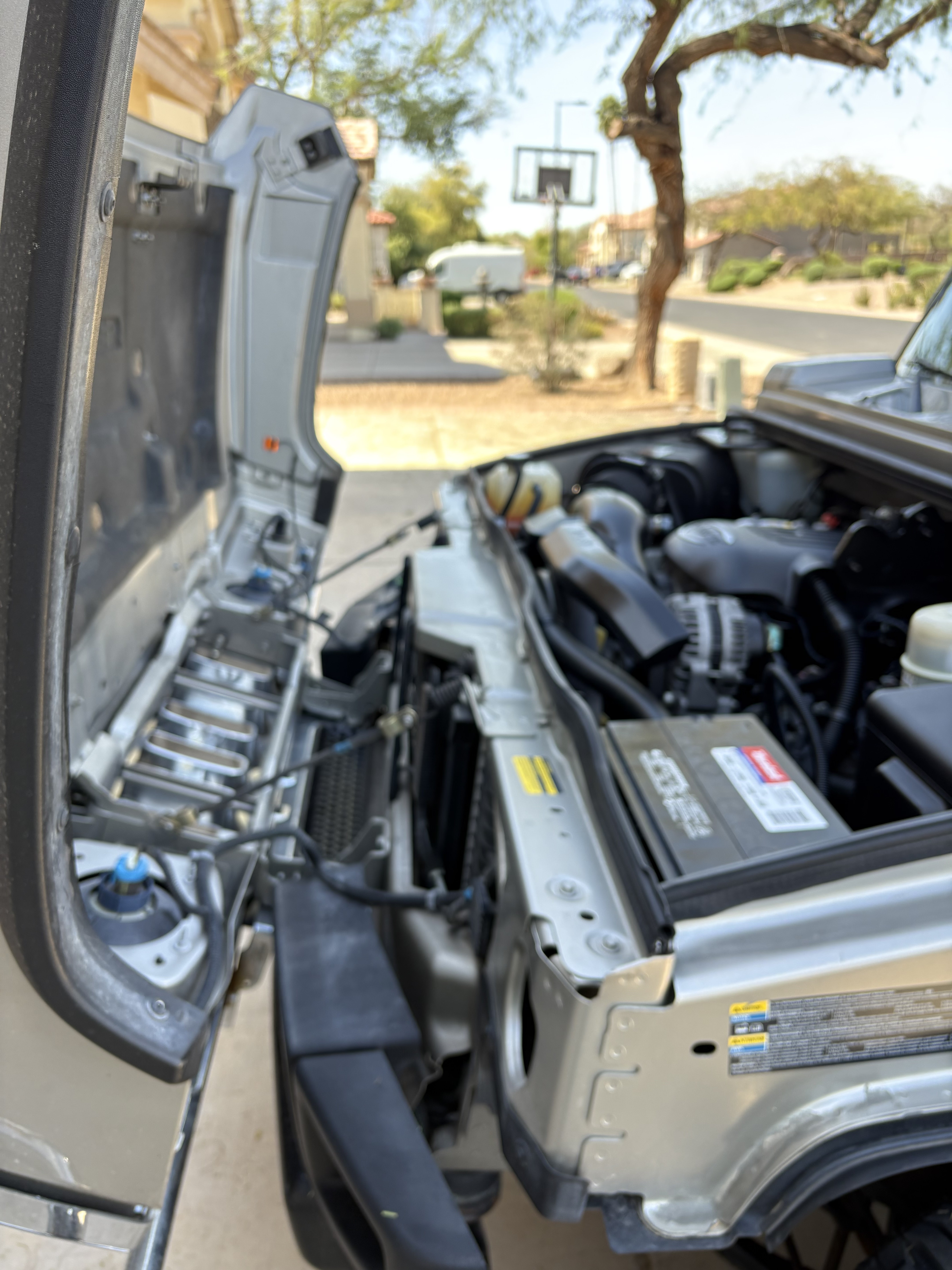 Used 2005 HUMMER H2 w/ Preferred Equipment Group AWD/4WD image 6