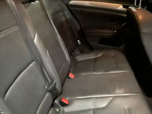 Used 2015 Volkswagen Golf TDI SE FWD image 8