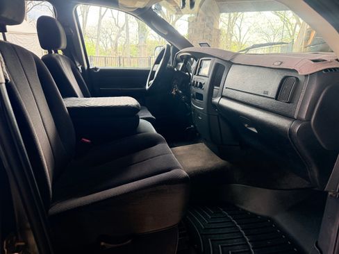 Used 2004 Dodge Ram 2500 Truck SLT w/ Sport Appearance Group image 19