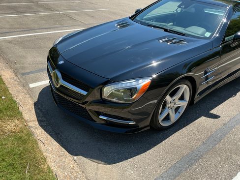 Used 2016 Mercedes-Benz SL 550 image 4