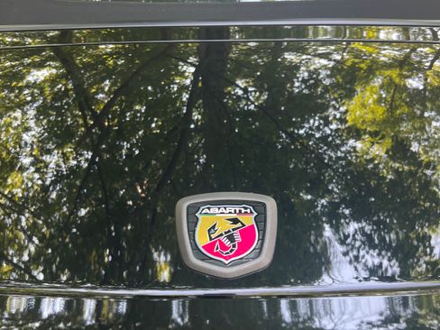 Used 2017 FIAT 124 Spider Abarth RWD image 9