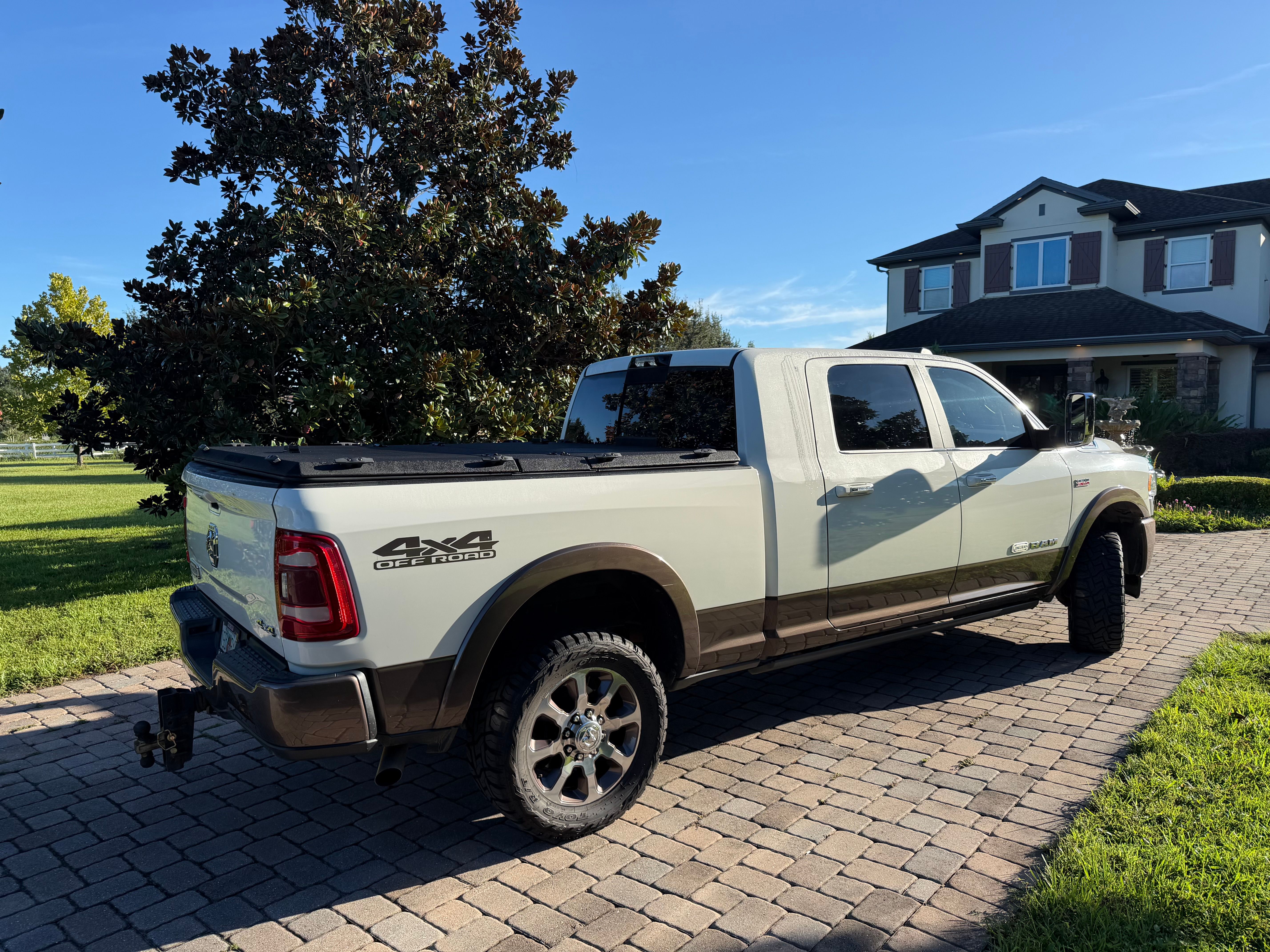 Used 2022 RAM 2500 Limited AWD/4WD image 8