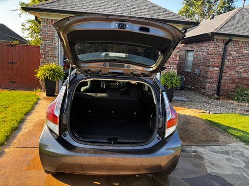 Used 2016 Toyota Prius C One FWD image 4