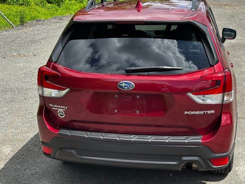 Used 2022 Subaru Forester Premium AWD/4WD image 4