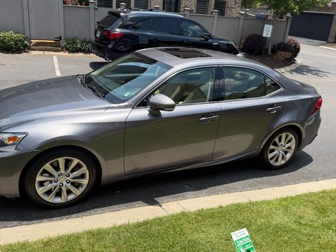 Used 2016 Lexus IS 200t RWD image 2