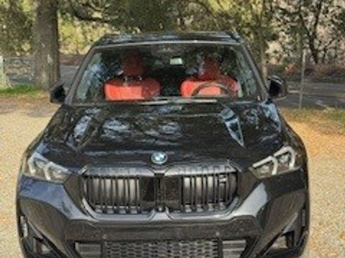 Used 2025 BMW X1 M35i w/ Premium Package image 1