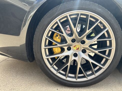 Used 2017 Porsche Panamera 4S AWD/4WD image 22