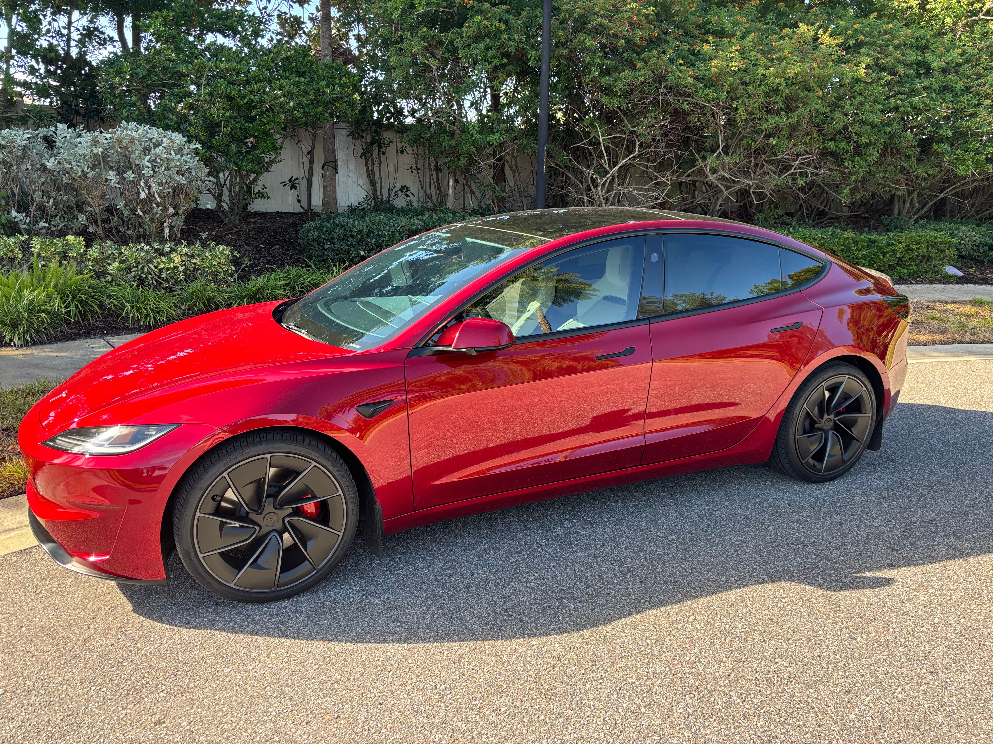 Used 2025 Tesla Model 3 Performance AWD/4WD image 1