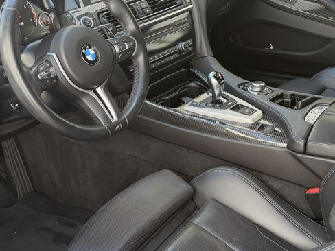 Used 2014 BMW M6 Convertible image 9