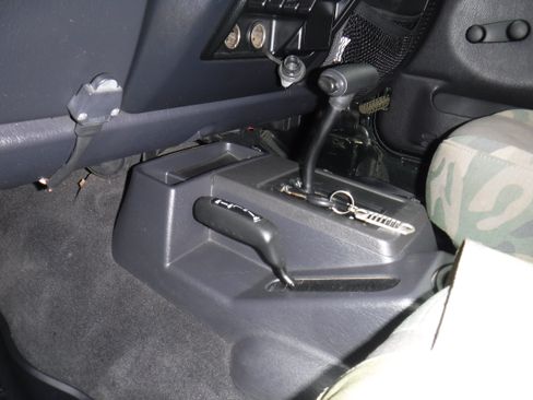 Used 2005 Jeep Wrangler X w/ Willys Edition Group image 16