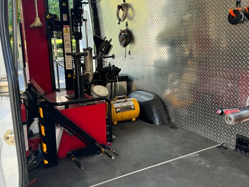 Used 2020 Mercedes-Benz Sprinter 2500 image 9