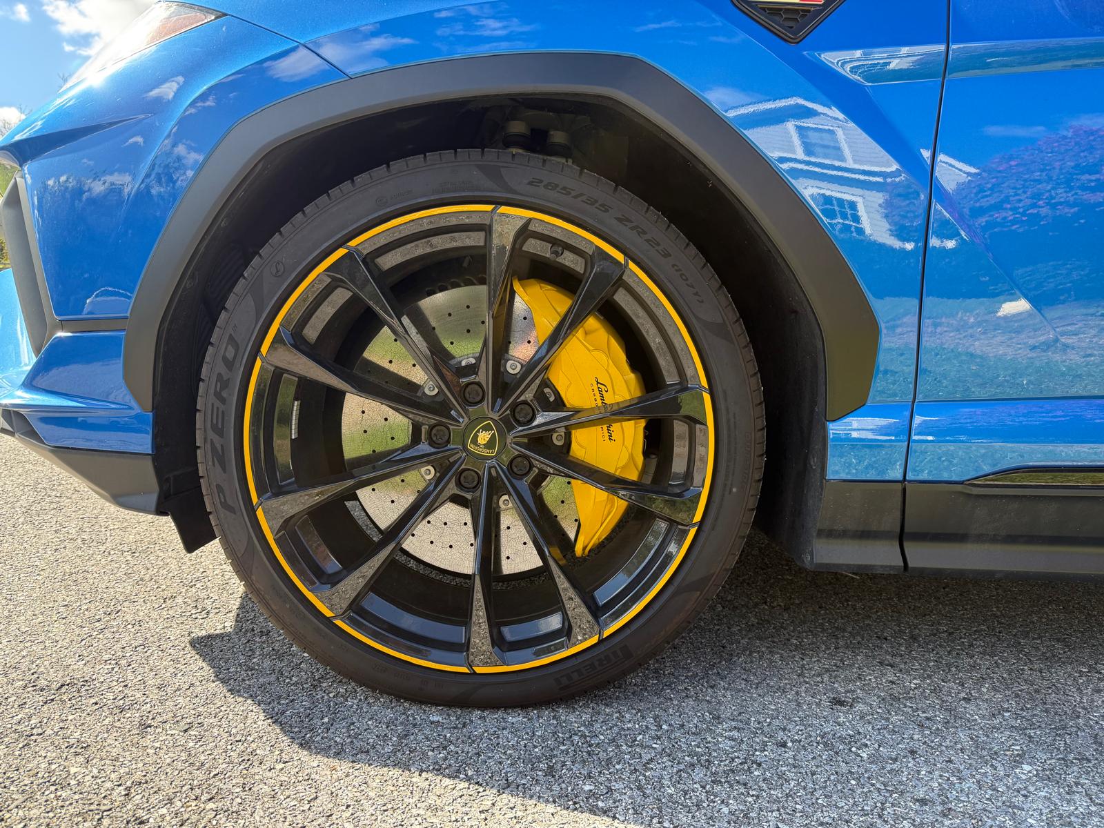 Used 2024 Lamborghini Urus S AWD/4WD image 1