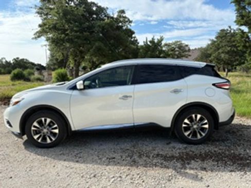Used 2015 Nissan Murano SL FWD image 2