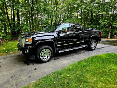 Used 2017 GMC Sierra 2500 Denali w/ Suspension Package, Off-Road