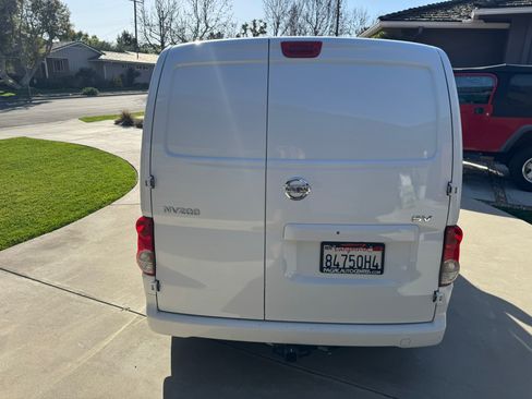 Used 2020 Nissan NV200 SV image 5
