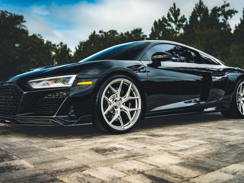 Used 2023 Audi R8 V10 performance RWD image 1