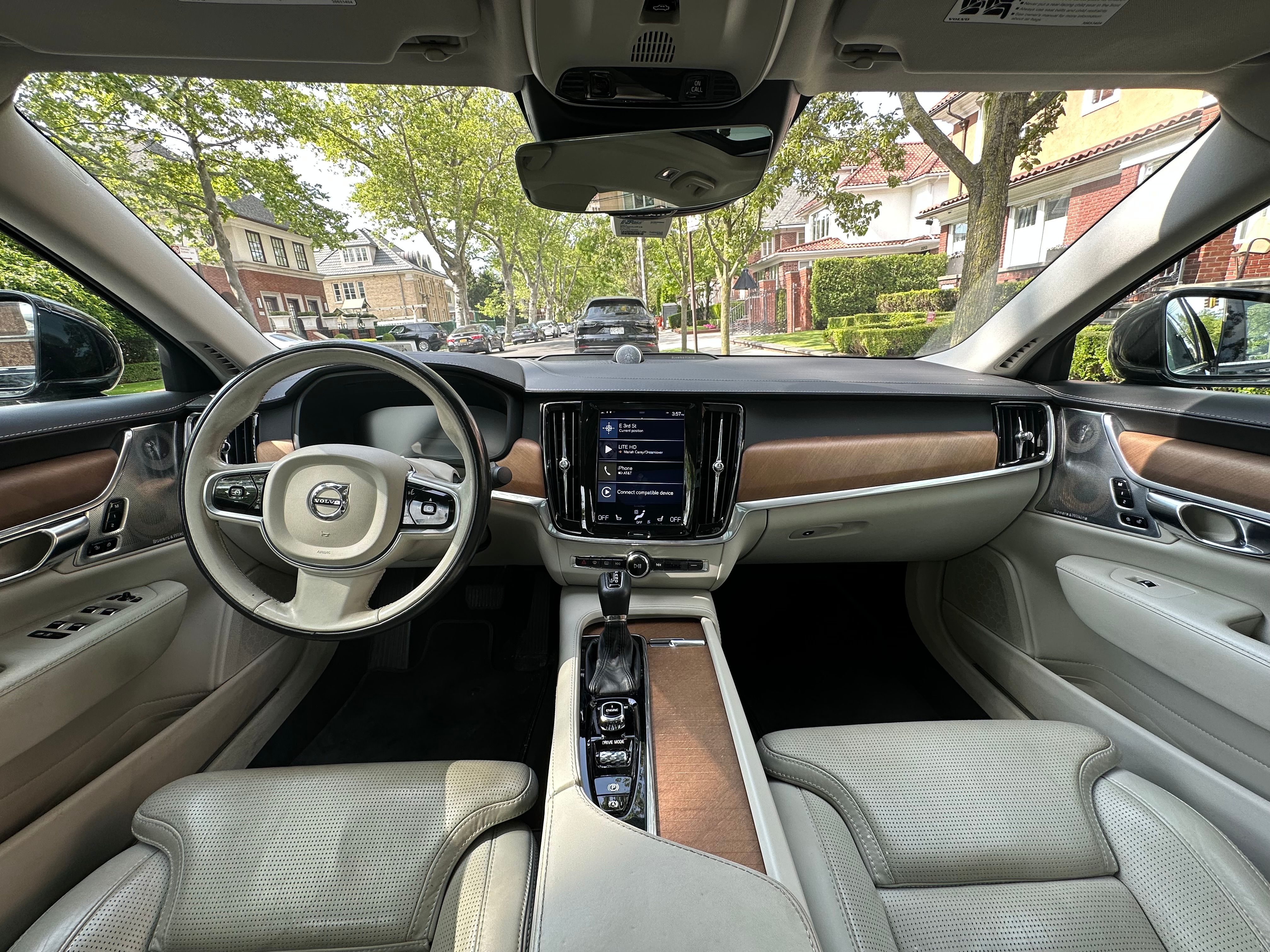 Used 2018 Volvo S90 T6 Inscription AWD/4WD image 2