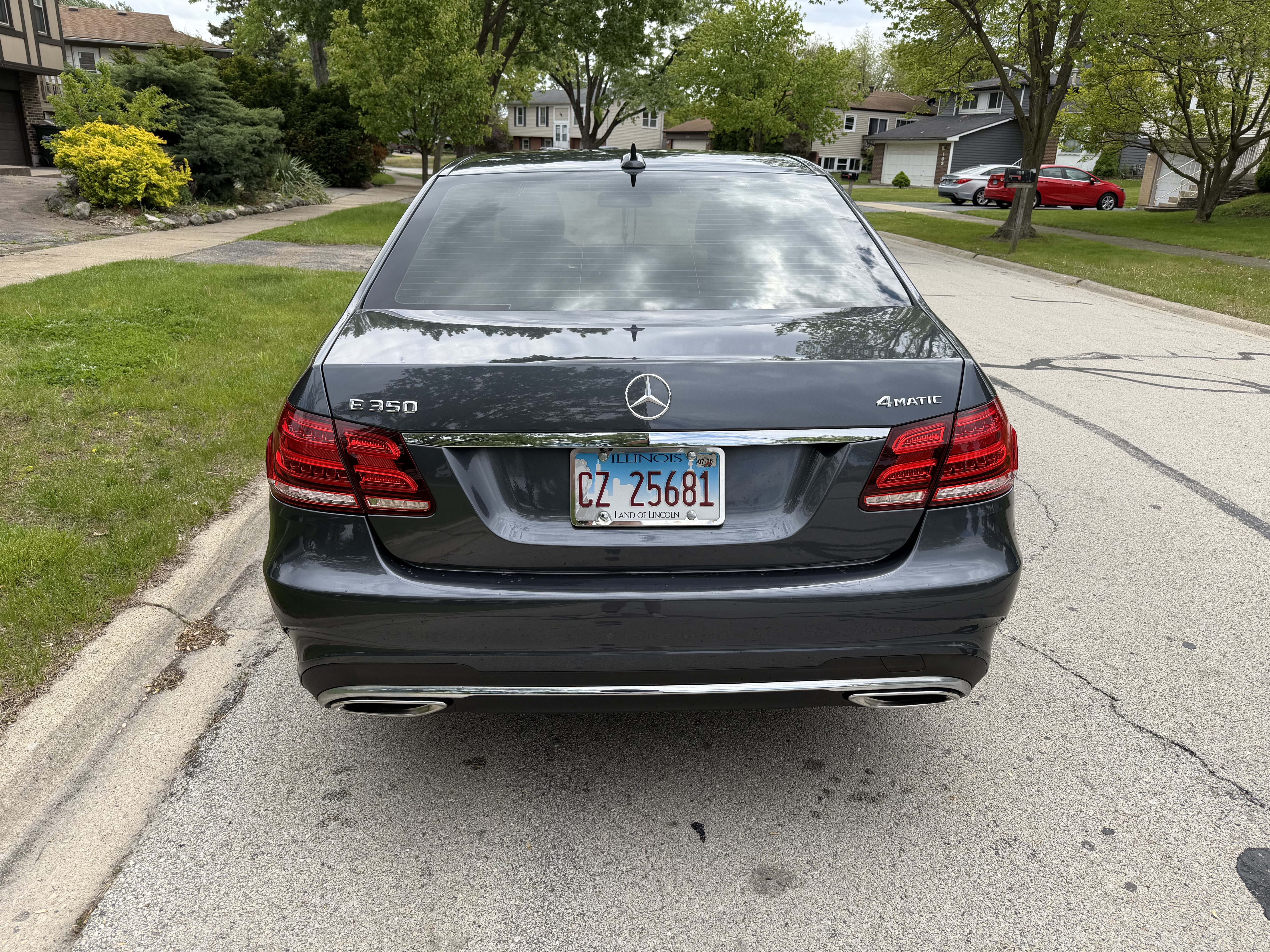 Used 2014 Mercedes-Benz E 350 4MATIC Sedan image 5