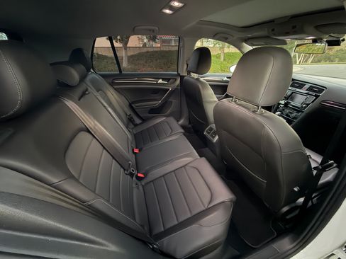 Used 2015 Volkswagen Golf SEL image 18