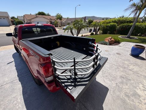 Used 2019 Toyota Tacoma TRD Sport w/ TRD Premium Sport Package image 18