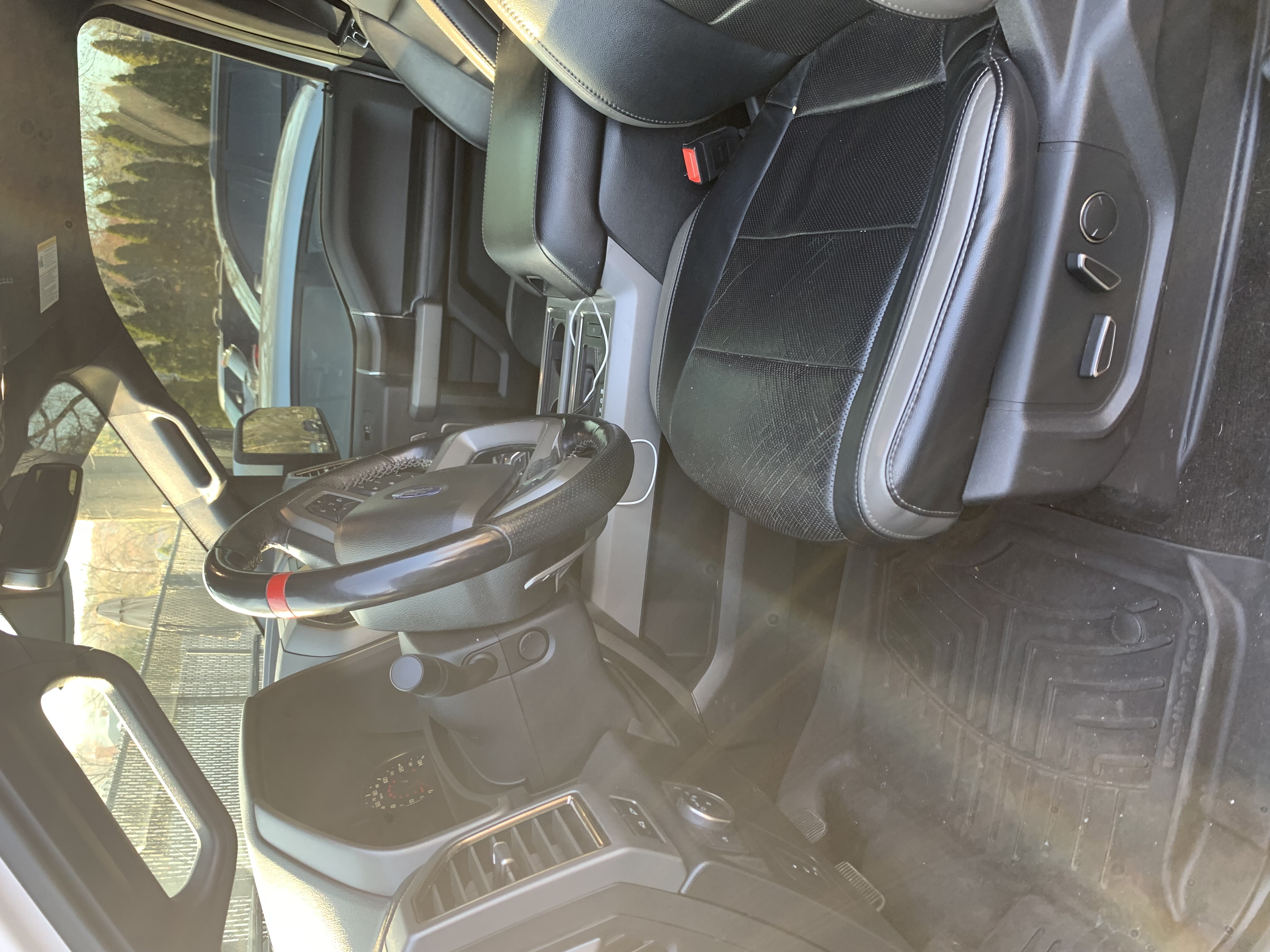 Used 2018 Ford F150 Raptor w/ Equipment Group 802A Luxury AWD/4WD image 5