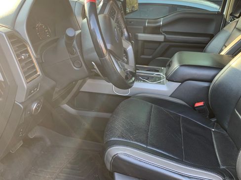 Used 2018 Ford F150 Raptor w/ Equipment Group 802A Luxury AWD/4WD image 5