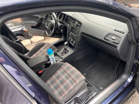 Used 2017 Volkswagen GTI S image 4