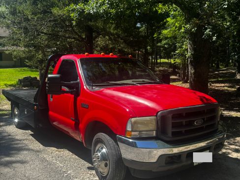 Used 2002 Ford F350 2WD Regular Cab DRW Super Duty image 8