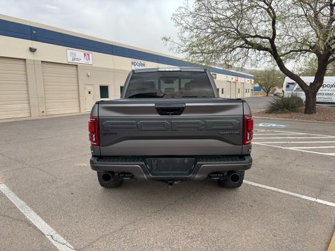 Used 2018 Ford F150 Raptor w/ Equipment Group 802A Luxury image 4