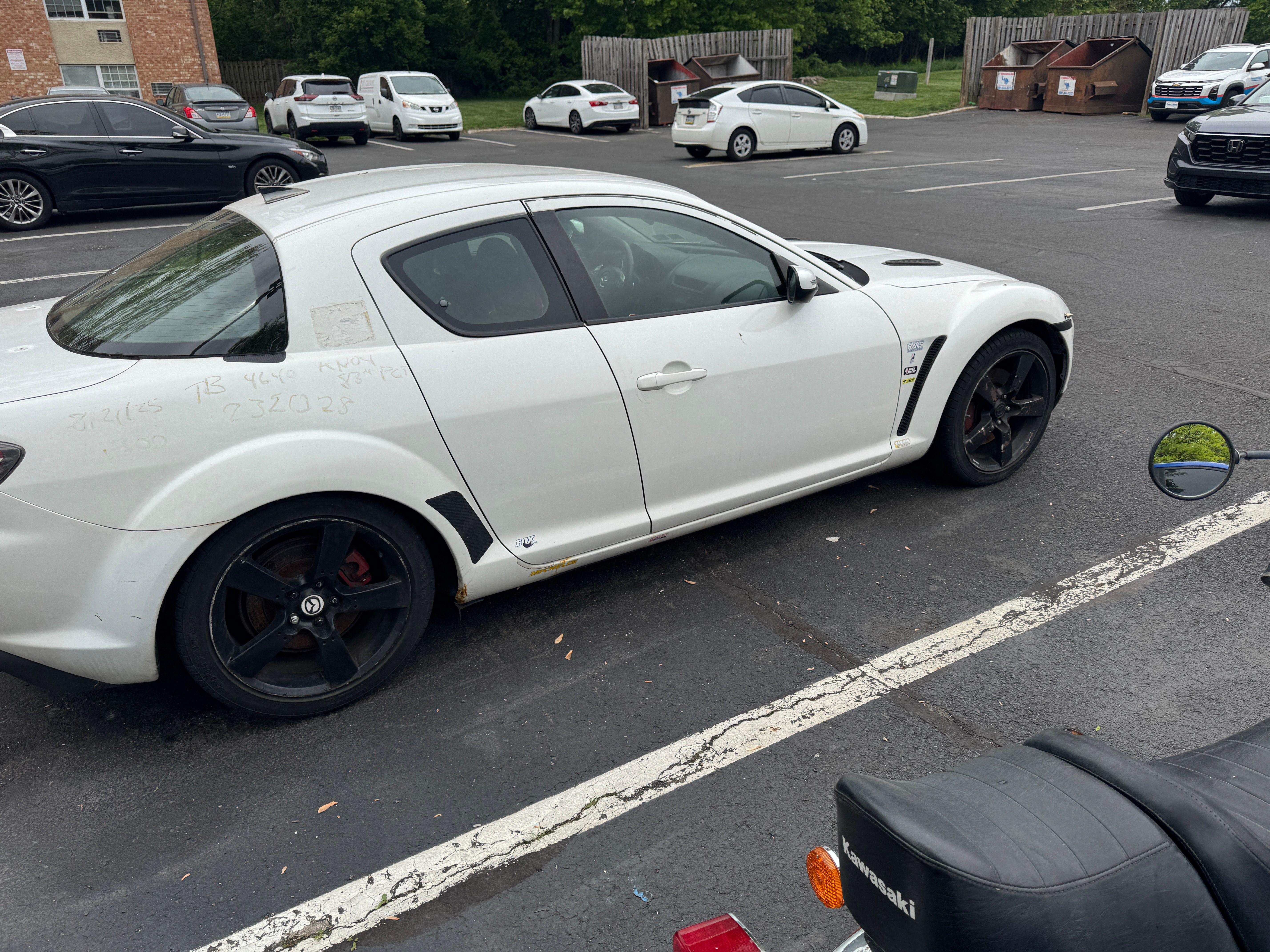 Used 2005 MAZDA RX-8 w/ AT Sport Pkg RWD image 2