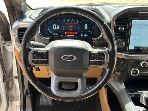 Used 2021 Ford F150 Lariat w/ FX4 Off-Road Package AWD/4WD image 21