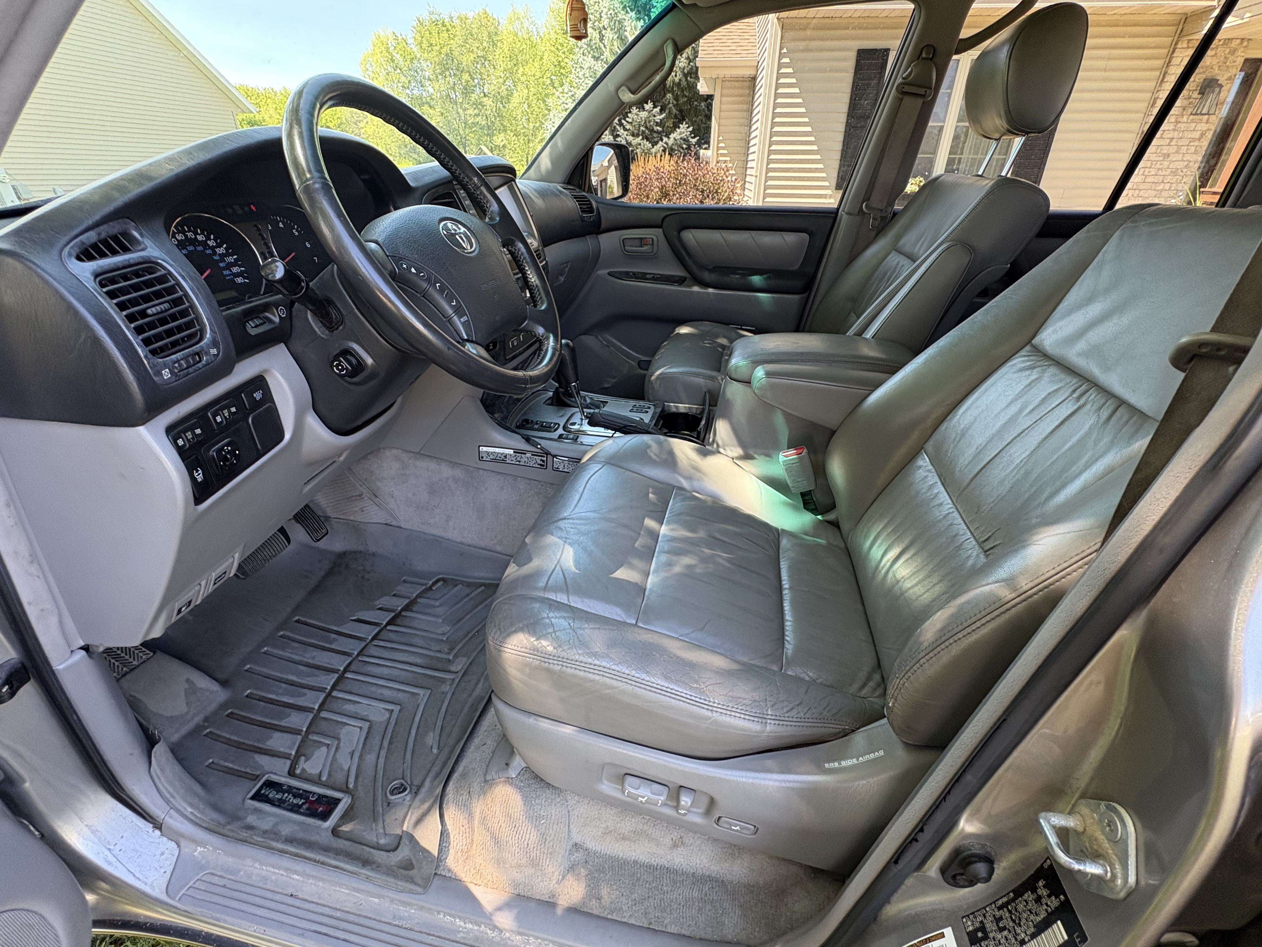 Used 2006 Toyota Land Cruiser w/ Convenience Pkg AWD/4WD image 11