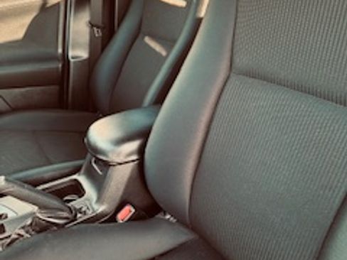 Used 2016 Toyota RAV4 LE image 15