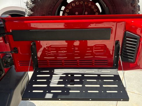 Used 2015 Jeep Wrangler Unlimited Rubicon AWD/4WD image 14