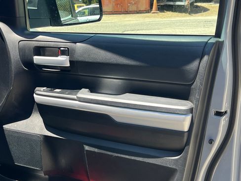 Used 2021 Toyota Tundra SR5 RWD image 8