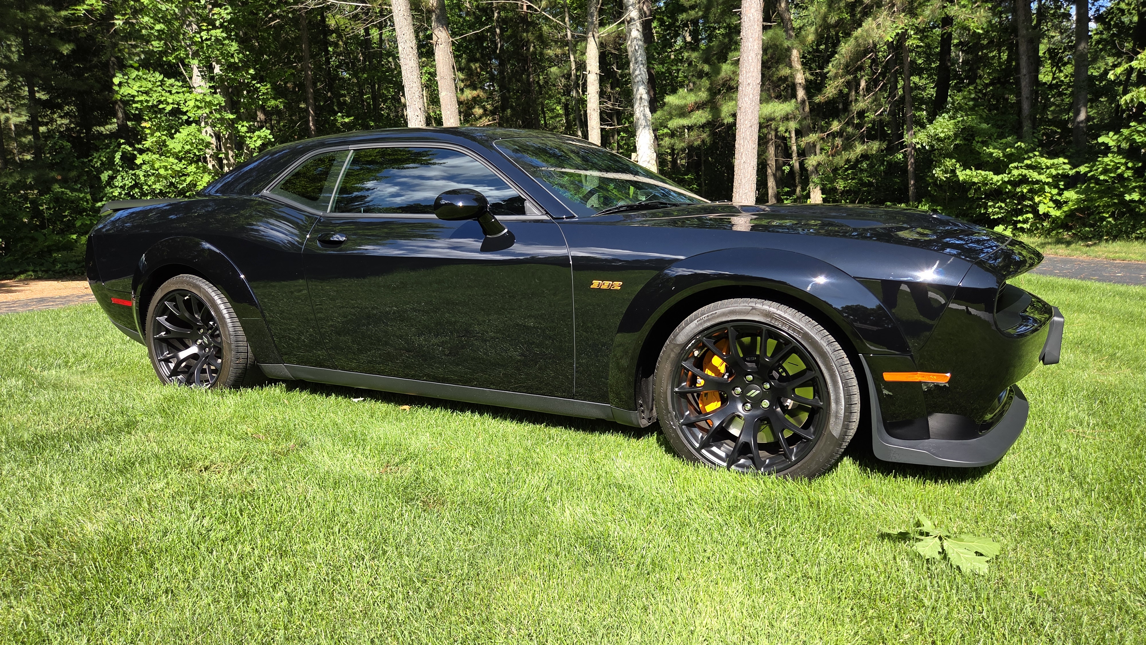 Used 2023 Dodge Challenger R/T Scat Pack RWD image 1