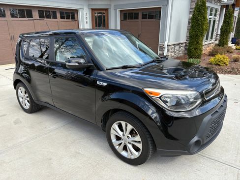 Used 2014 Kia Soul + w/ UVO w/Eservices Package image 4